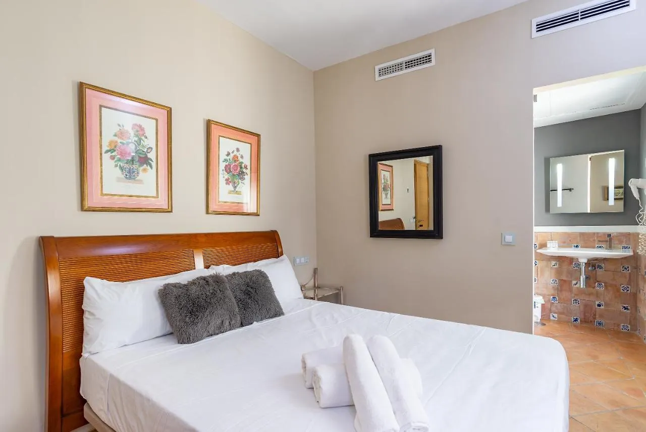 Hotel Albaicin Coín