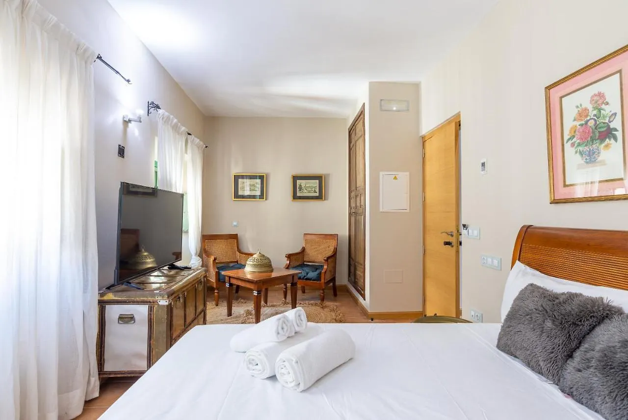 Hotel Albaicin Coín 0*,